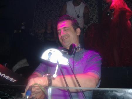 SARAH MAIN Vs DJ BORIS